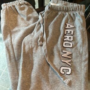 Aeropostale Light Gray Jogger Drawstring Sweatpants, Size Medium